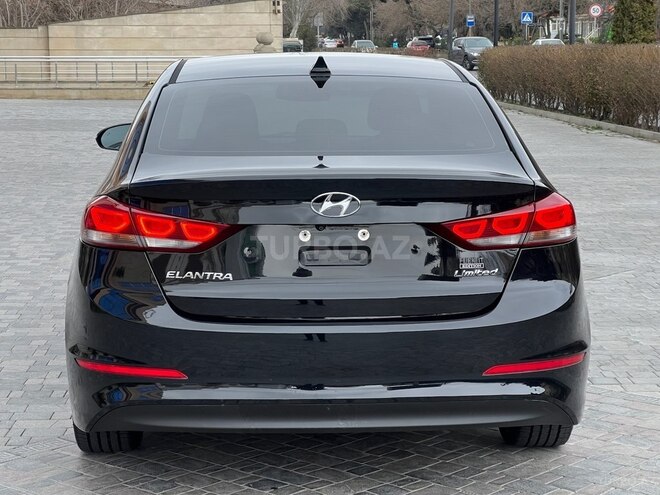 Hyundai Elantra 2017, 110,000 km - 2.0 l - Bakı