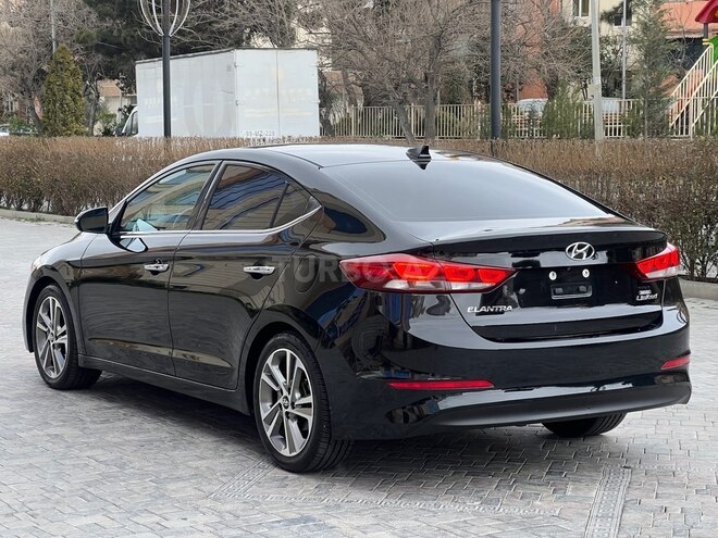 Hyundai Elantra 2017, 110,000 km - 2.0 l - Bakı