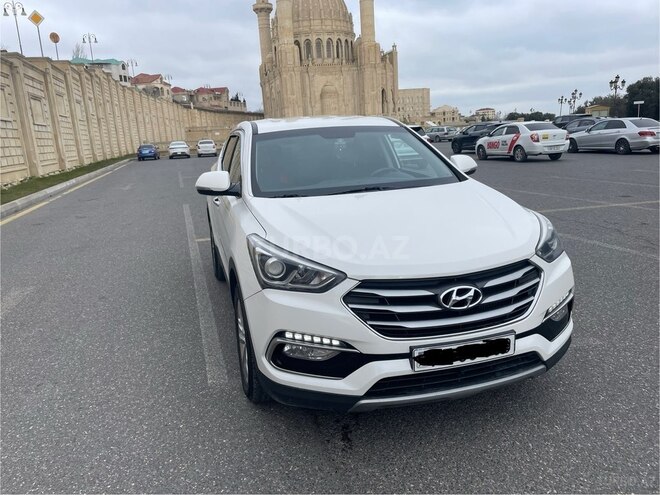 Hyundai Santa Fe-1