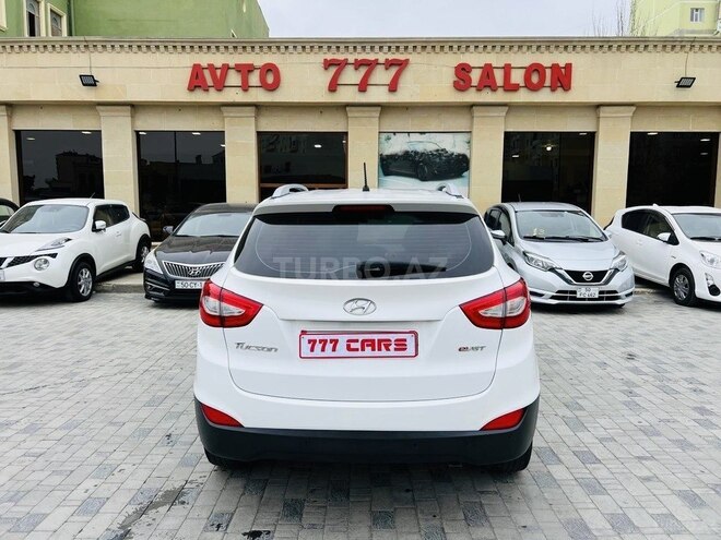 Hyundai ix35-7