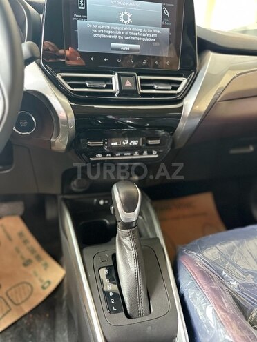 Suzuki Fronx-12