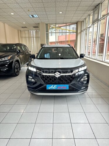 Suzuki Fronx-1