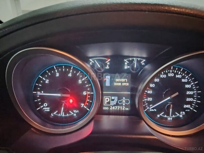 Toyota Land Cruiser 2013, 247,702 km - 4.6 л - Bakı