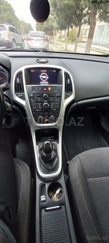 Opel Astra 2011, 198,000 km - 1.3 л - Bakı
