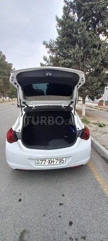 Opel Astra 2011, 198,000 km - 1.3 л - Bakı