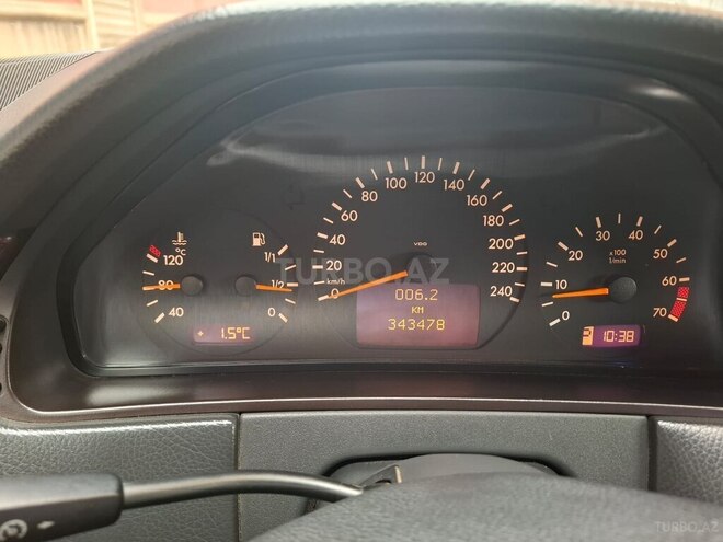 Mercedes E 240 1999, 343,400 km - 2.4 l - Bakı