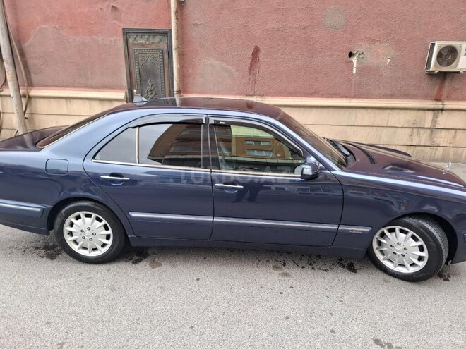 Mercedes E 240 1999, 343,400 km - 2.4 l - Bakı