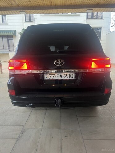 Toyota Land Cruiser 2017, 101,000 km - 4.0 l - Bakı