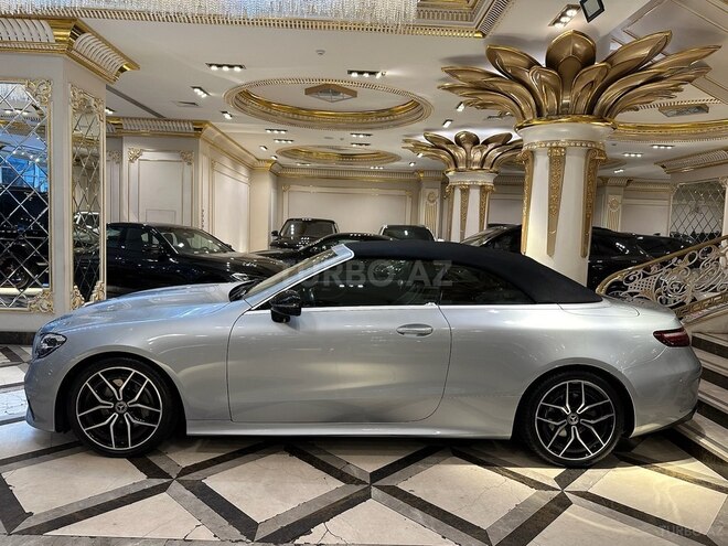 Mercedes E 200-4