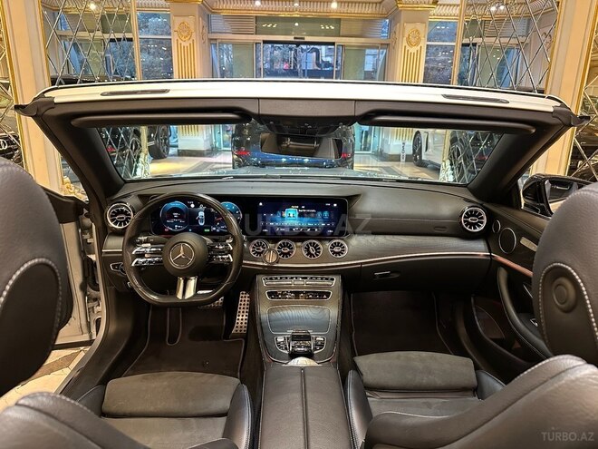 Mercedes E 200-13