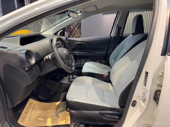 Toyota Aqua 2018, 33,500 km - 1.5 l - Bakı