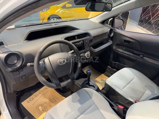 Toyota Aqua 2018, 33,500 km - 1.5 l - Bakı