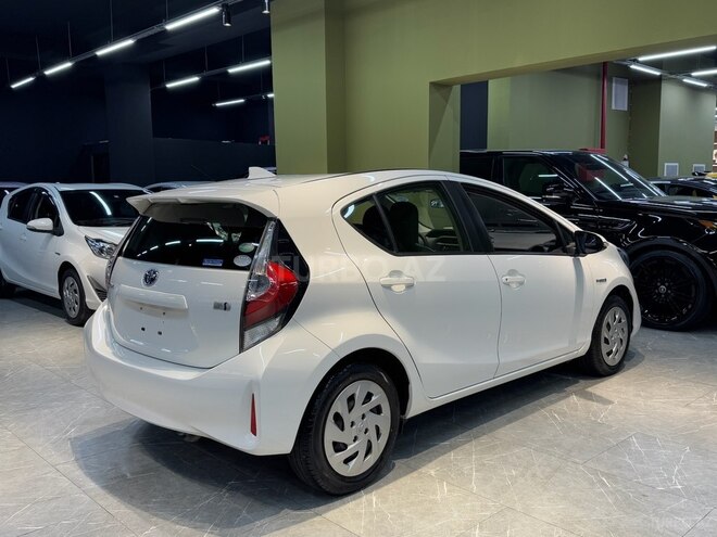 Toyota Aqua 2018, 33,500 km - 1.5 l - Bakı