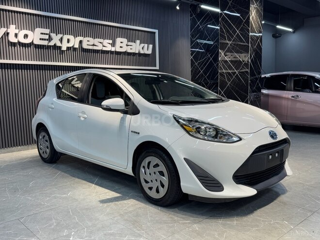 Toyota Aqua 2018, 33,500 km - 1.5 l - Bakı