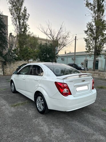 Chevrolet Aveo-3