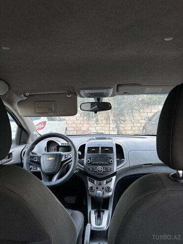 Chevrolet Aveo-6