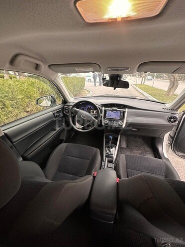 Toyota Corolla Fielder-8