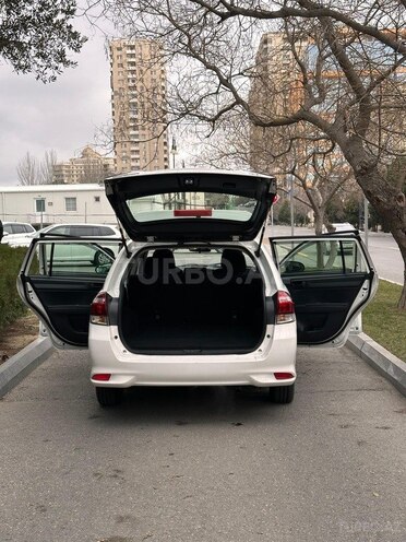 Toyota Corolla Fielder-7