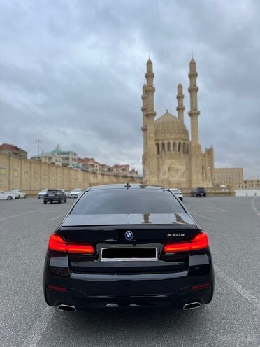 BMW 530e 2022, 33,000 km - 2.0 l - Bakı