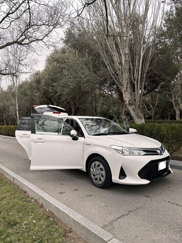 Toyota Corolla Fielder-10