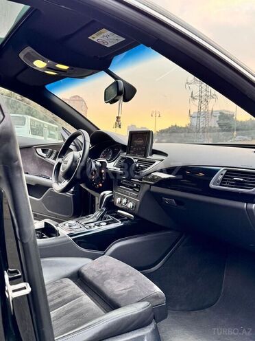 Audi A7-9