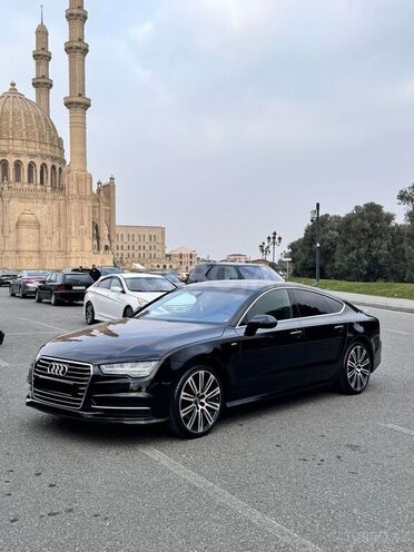 Audi A7-4