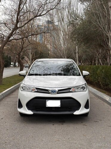 Toyota Corolla Fielder-1