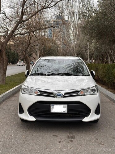 Toyota Corolla Fielder-2