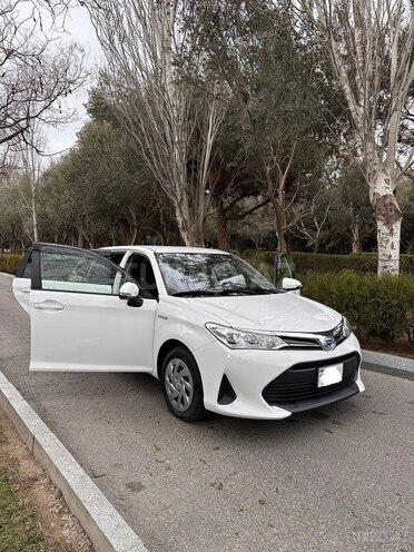 Toyota Corolla Fielder-6