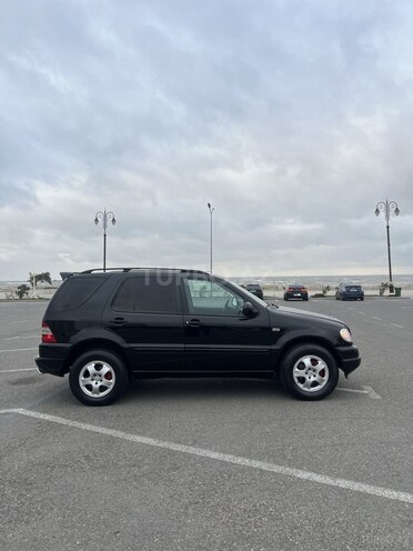 Mercedes ML 320 4MATIC 2001, 326,700 km - 3.2 l - Xırdalan