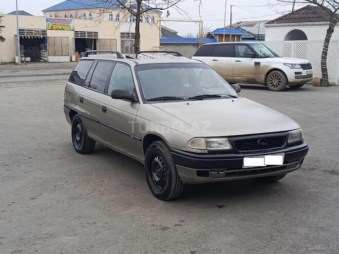 Opel Astra 1996, 221,451 km - 1.8 л - Bərdə