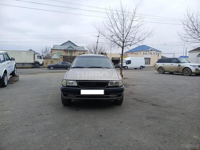 Opel Astra 1996, 221,451 km - 1.8 л - Bərdə