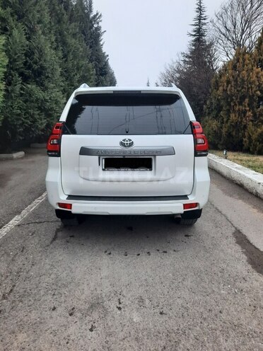 Toyota Land Cruiser Prado 2019, 75,000 km - 2.7 l - Qazax
