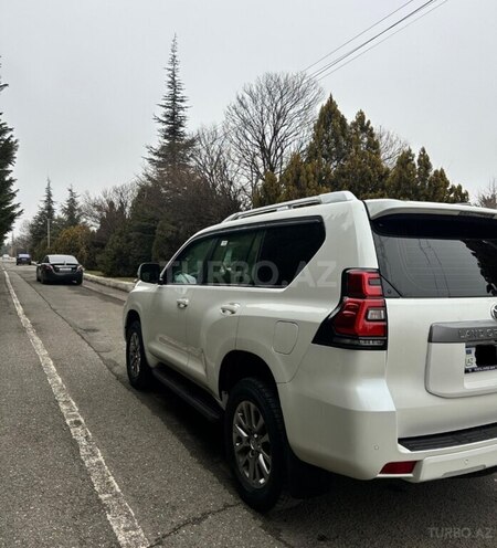 Toyota Land Cruiser Prado 2019, 75,000 km - 2.7 l - Qazax