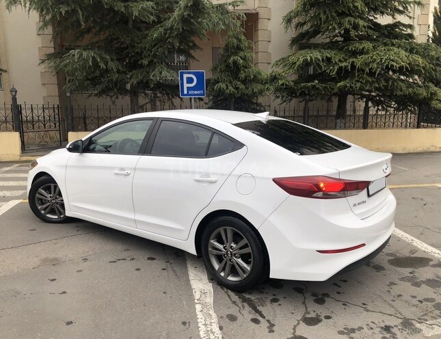 Hyundai Elantra 2017, 96,000 km - 2.0 л - Bakı