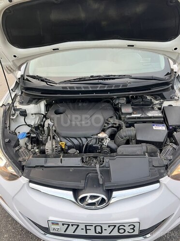 Hyundai Avante 2014, 125,000 km - 1.6 л - Bakı