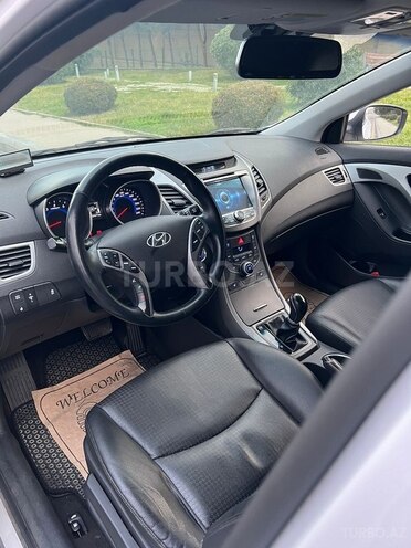Hyundai Avante 2014, 125,000 km - 1.6 л - Bakı