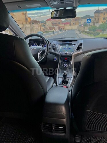 Hyundai Avante 2014, 125,000 km - 1.6 л - Bakı