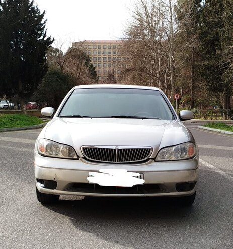 Nissan Maxima-1