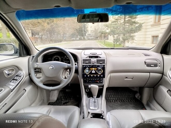 Nissan Maxima-8