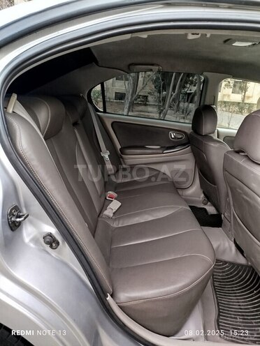 Nissan Maxima-9