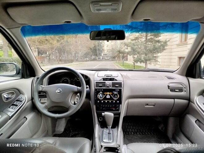 Nissan Maxima-11