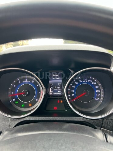 Hyundai Elantra 2015, 189,224 km - 1.8 л - Bakı