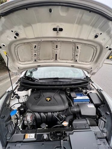 Hyundai Elantra 2015, 189,224 km - 1.8 л - Bakı