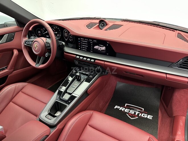 Porsche 911 Carrera-8