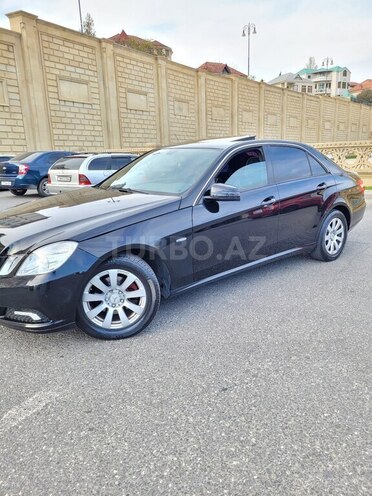 Mercedes E 220 d 2011, 177,000 km - 2.2 l - Bakı