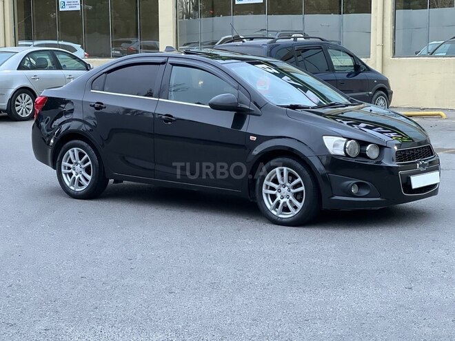 Chevrolet Aveo-4