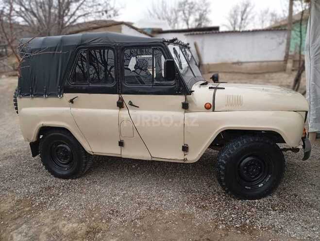 UAZ 469-3