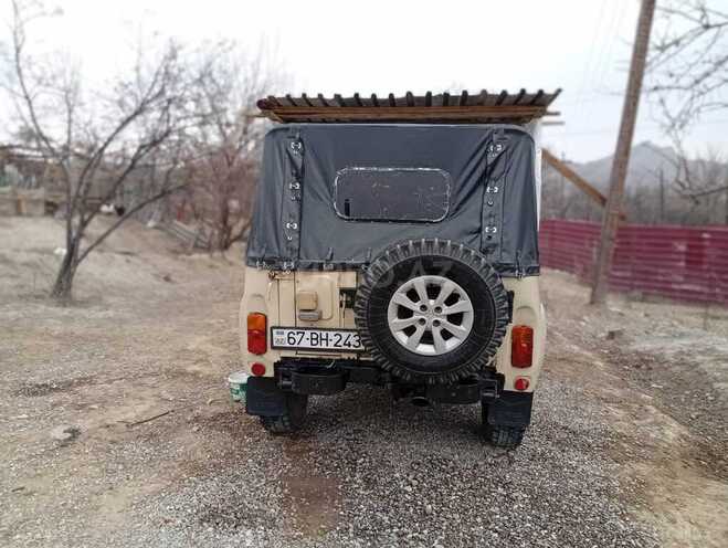 UAZ 469-5