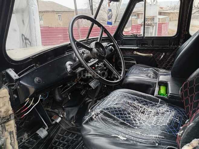 UAZ 469-7